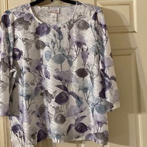 Elegant blouse. Beautiful colors. Comfortable